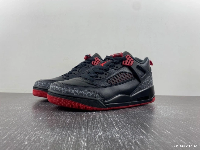 FQ1579-006 Jordan Spizike Bred Low 0821